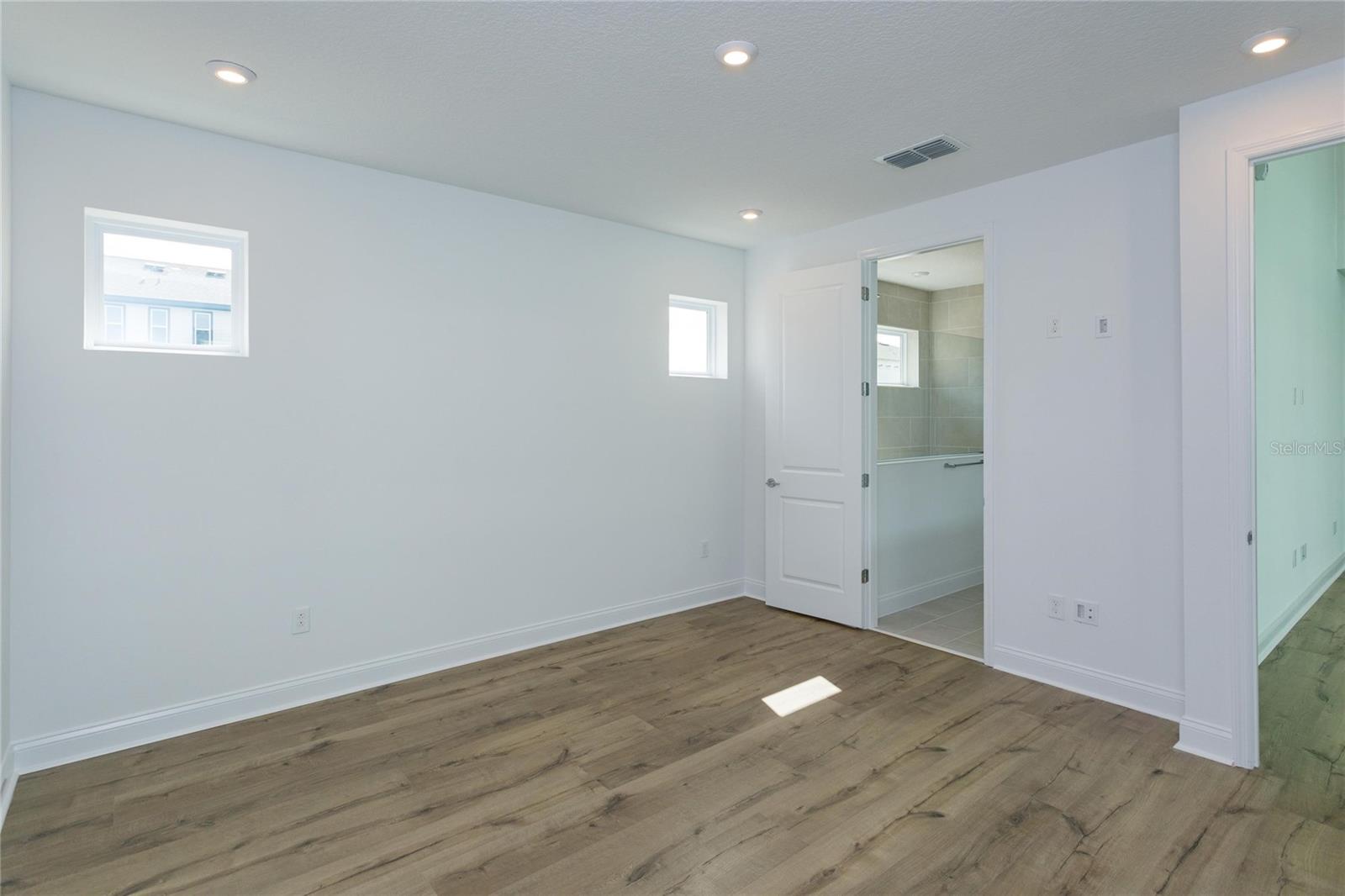 6521 Rover Way Property Photo 11