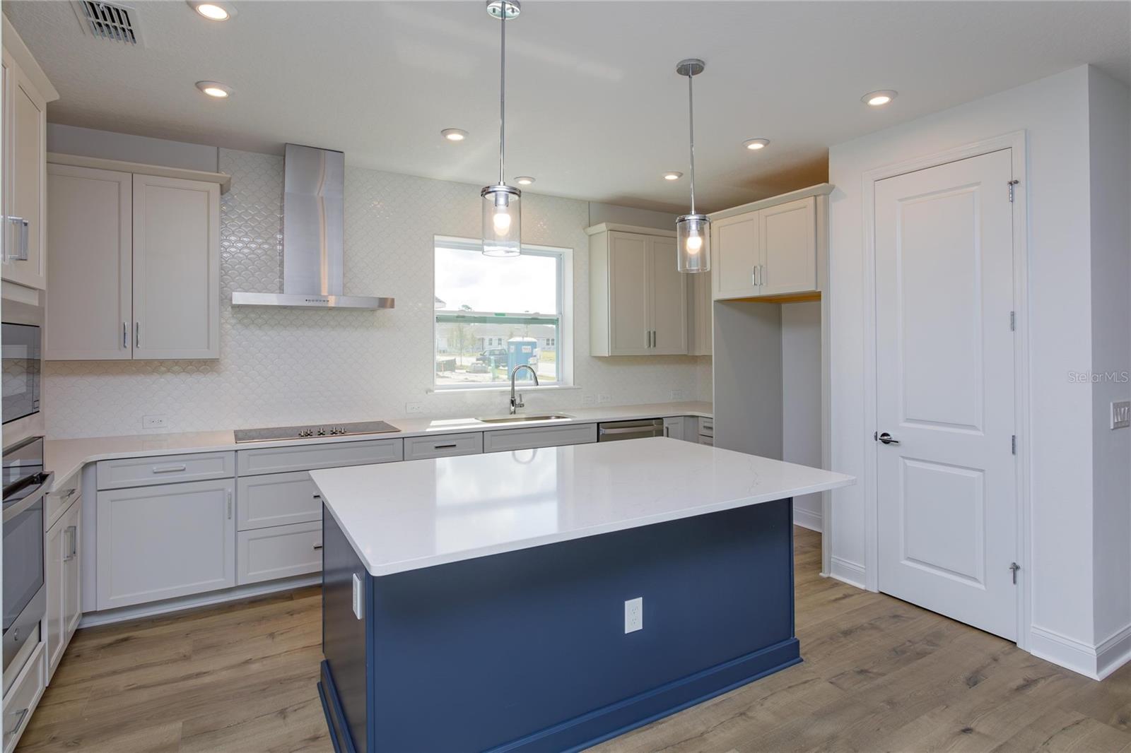 6521 Rover Way Property Photo 15