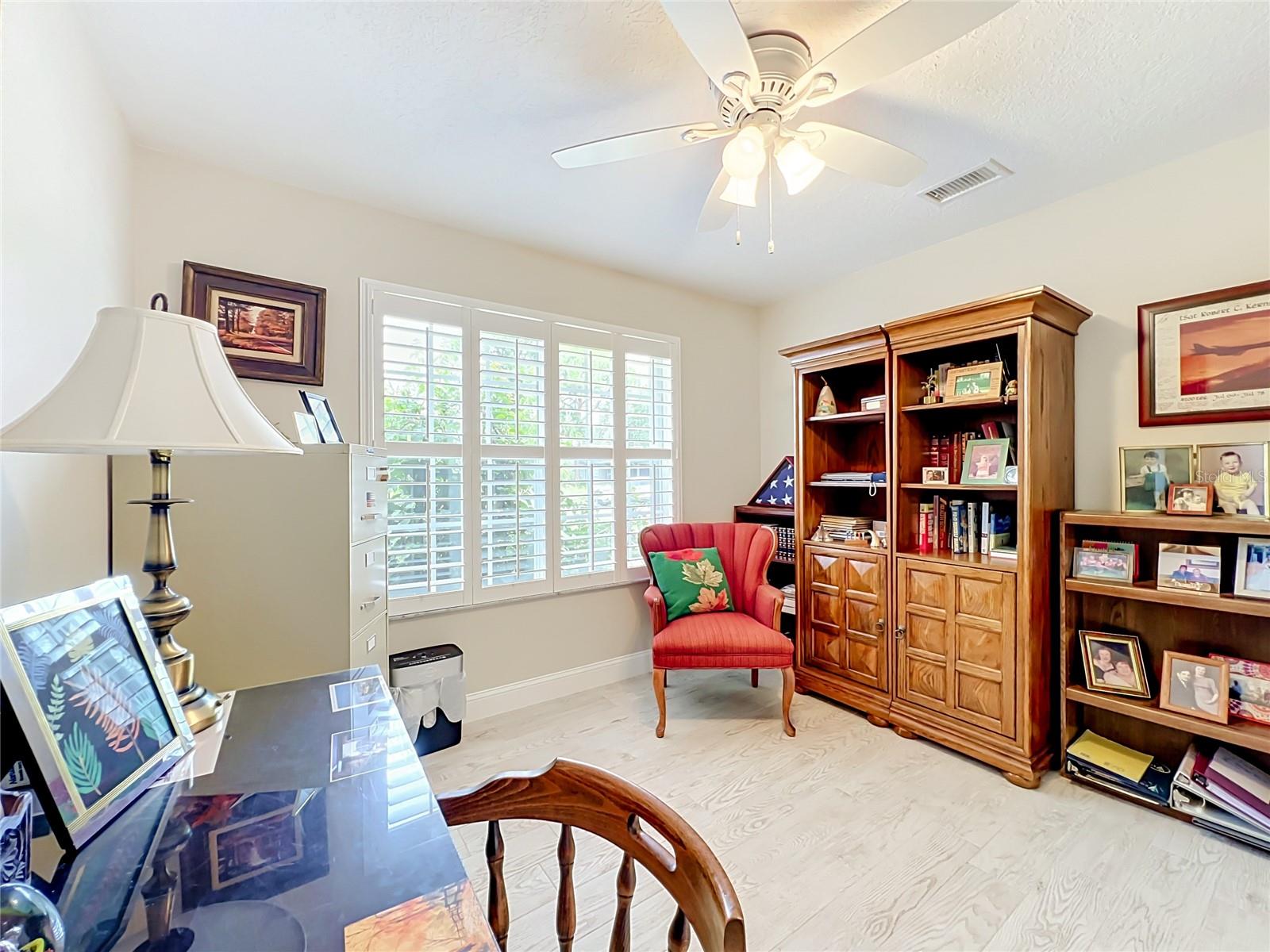 1409 California Dr Property Photo 33