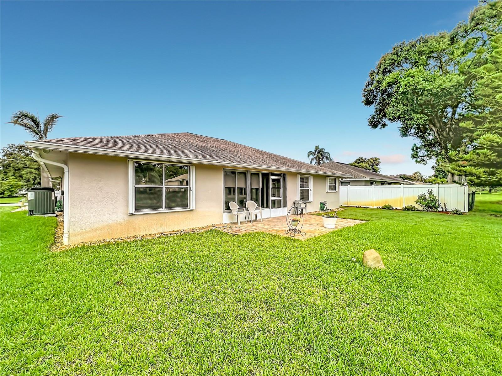 1409 California Dr Property Photo 48
