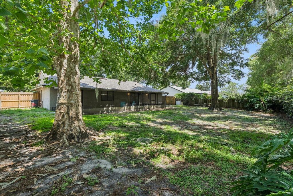9433 Palm Tree Dr Property Photo 30