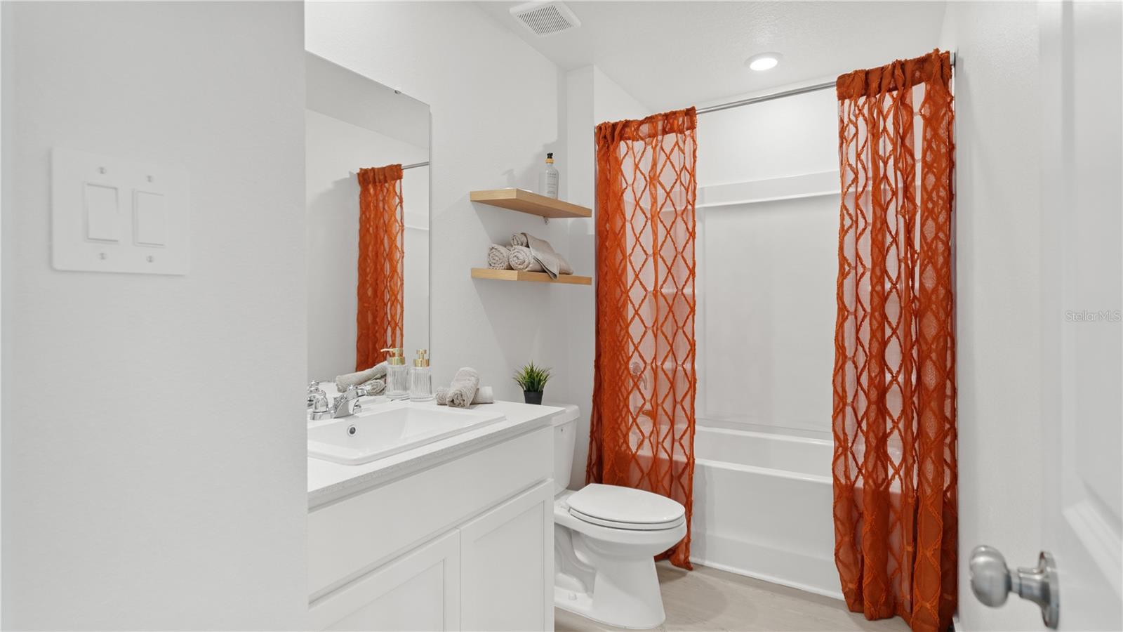 2247 Jennio Dr Property Photo 15
