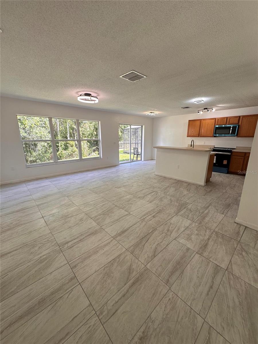 4502 Philadelphia Cir Property Photo 9