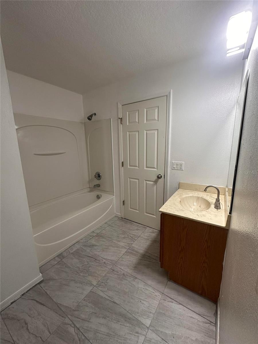 4502 Philadelphia Cir Property Photo 13