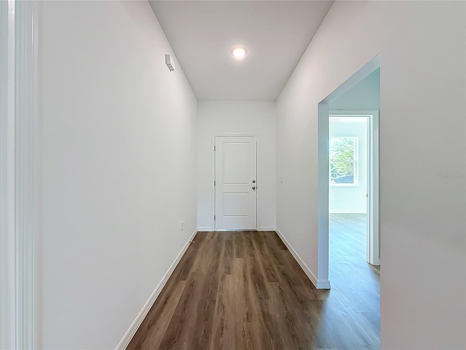 110 Fruitwood Ave Property Photo 8
