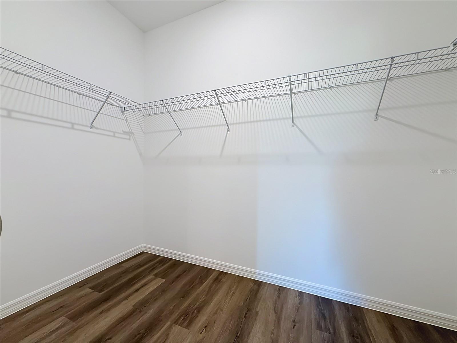 110 Fruitwood Ave Property Photo 28