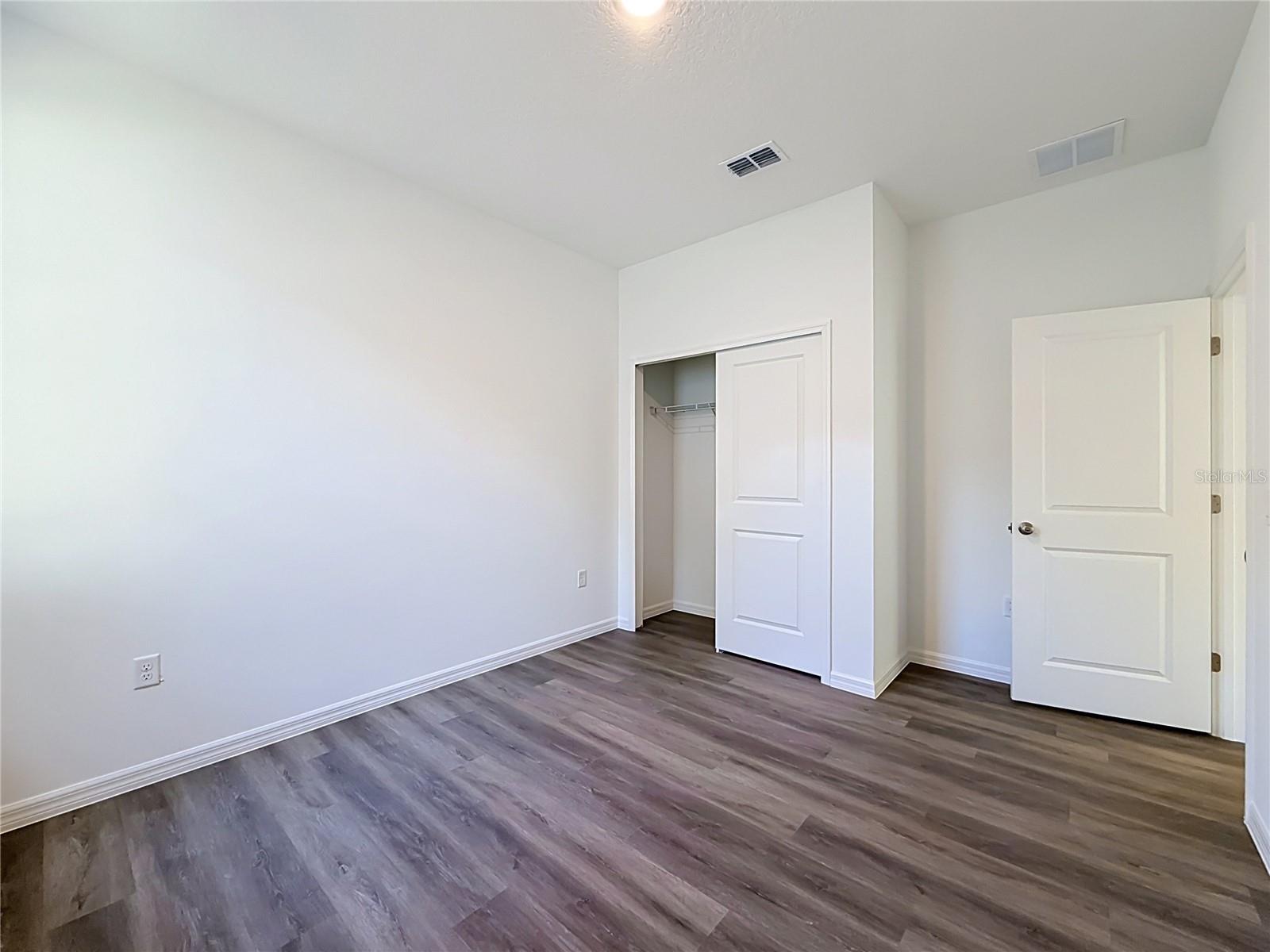 110 Fruitwood Ave Property Photo 30
