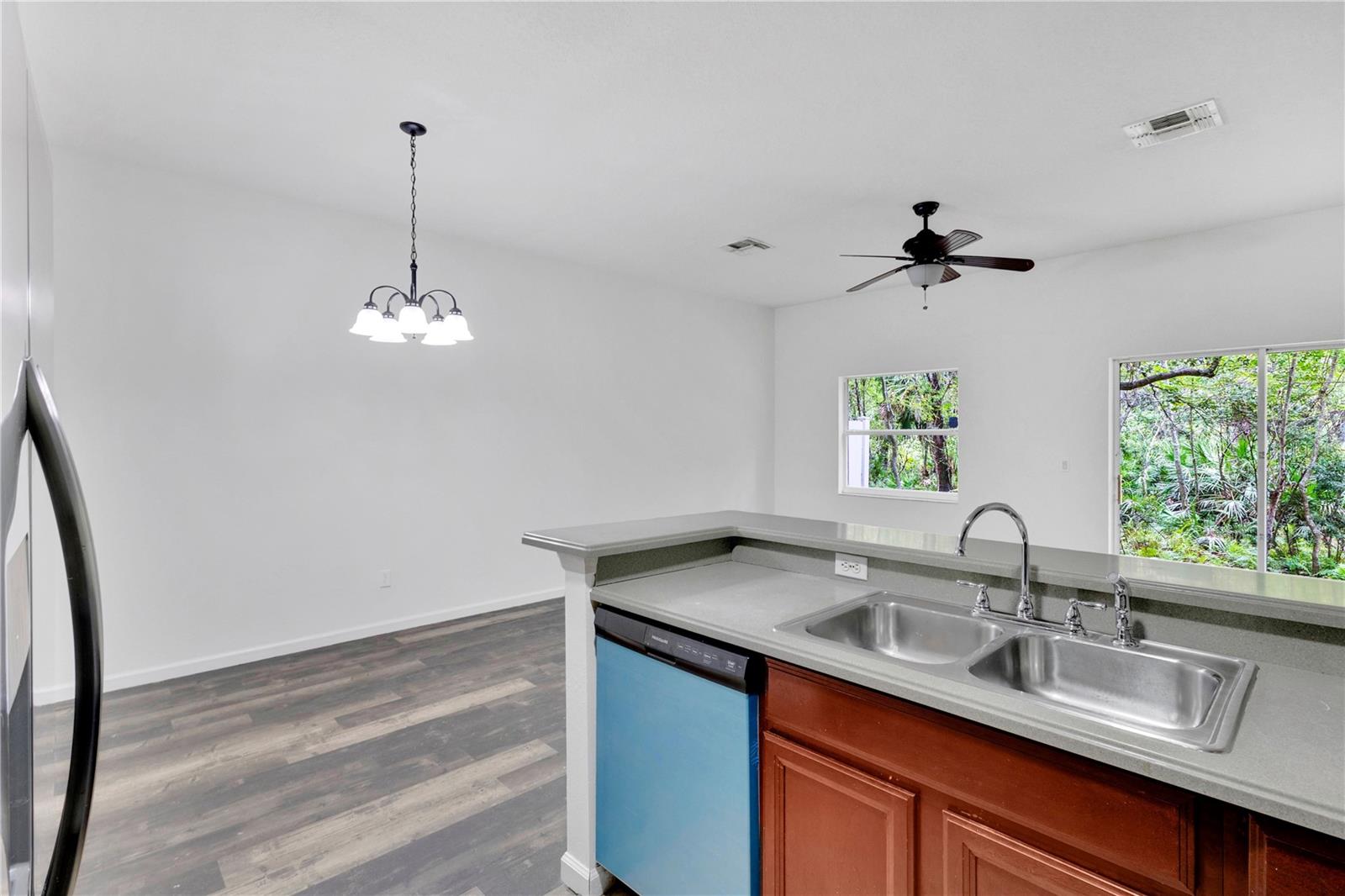 16077 Old Ash Loop #19 Property Photo 10