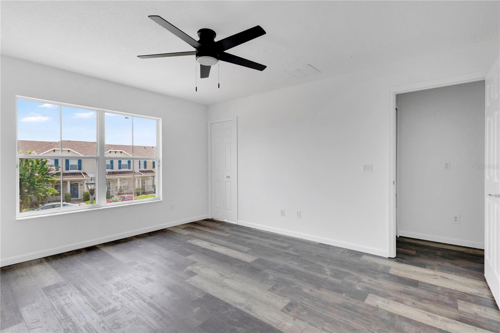 16077 Old Ash Loop #19 Property Photo 15