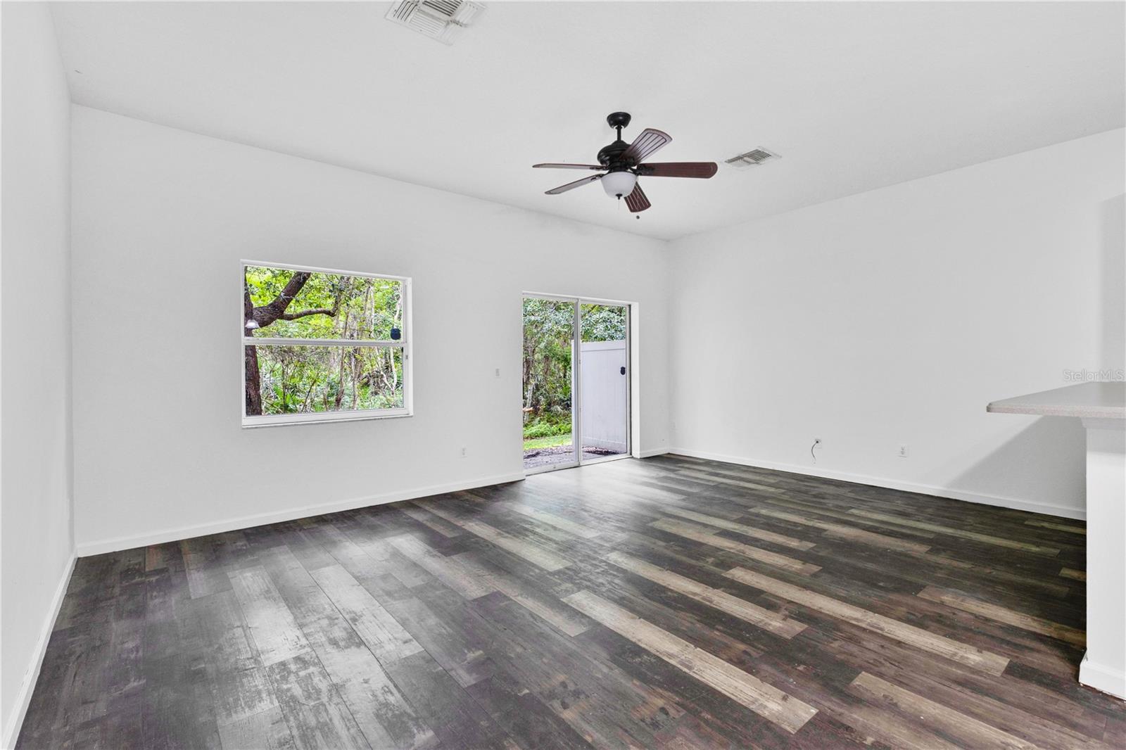 16077 Old Ash Loop #19 Property Photo 16