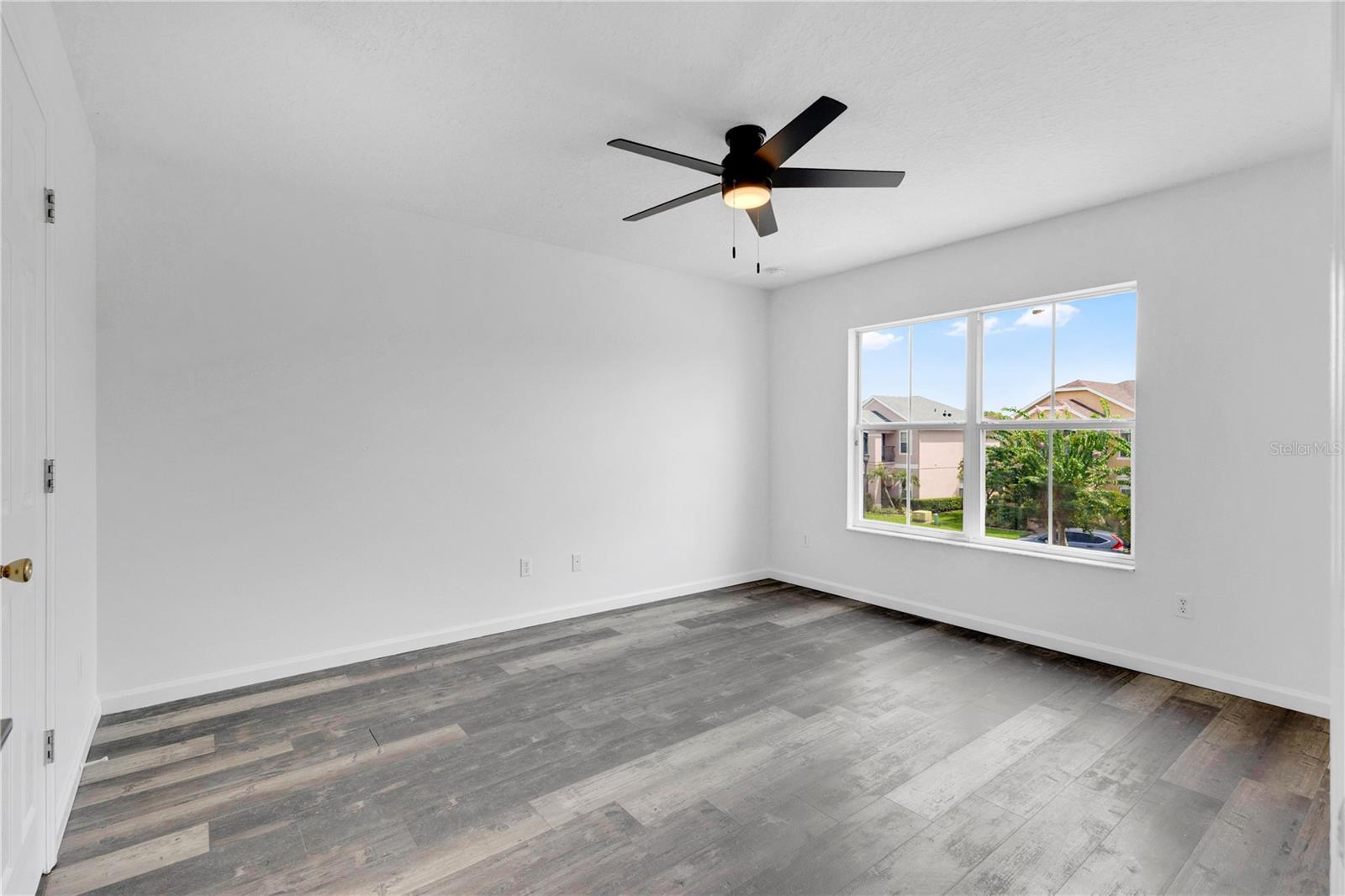 16077 Old Ash Loop #19 Property Photo 17