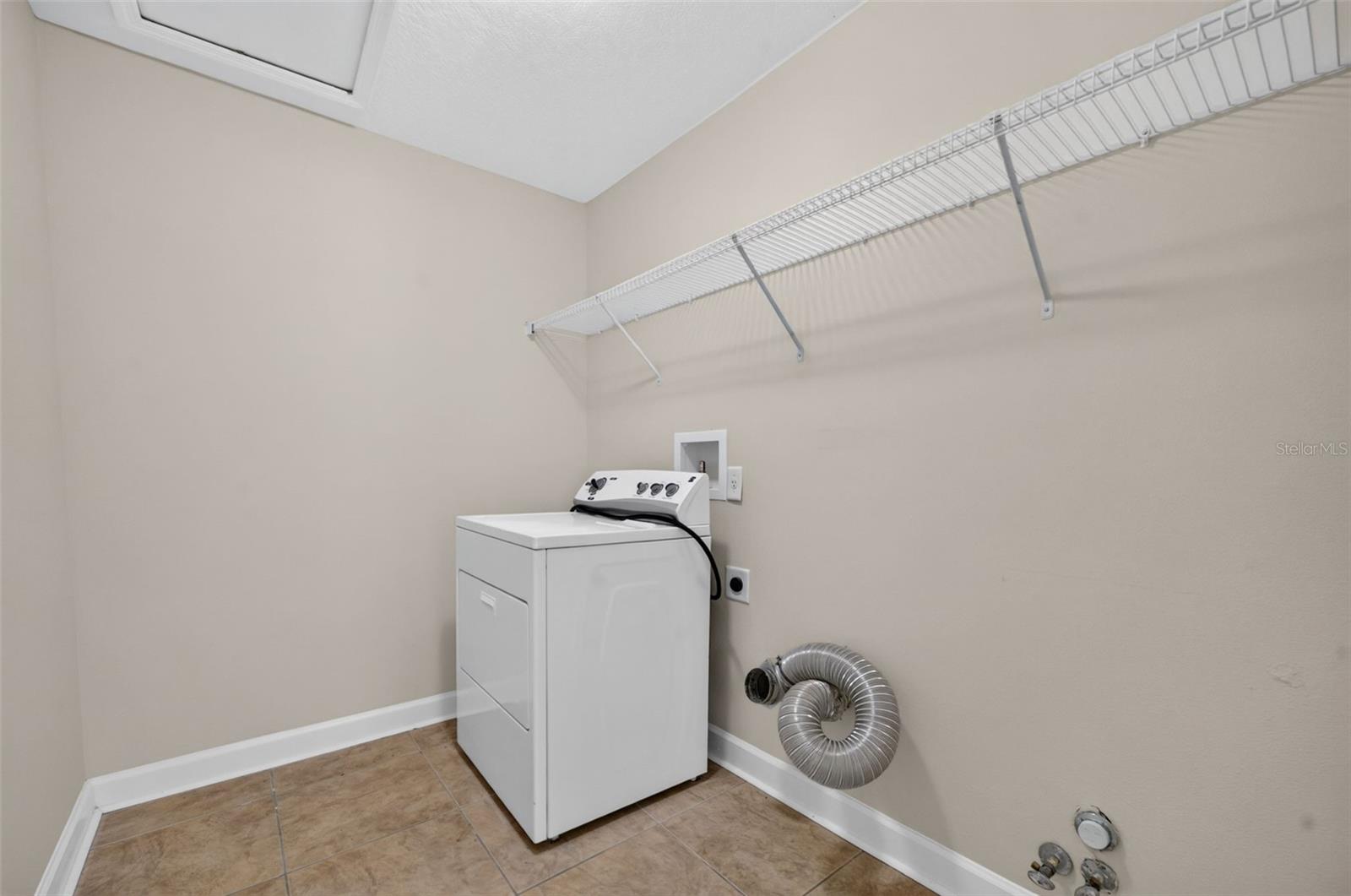 166 W 11th St Property Photo 23