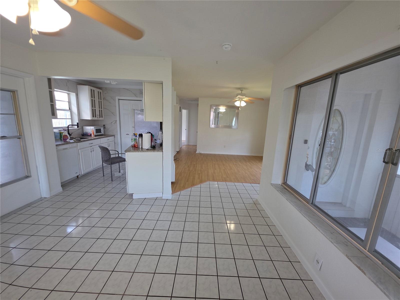 802 Crawford St Property Photo 13