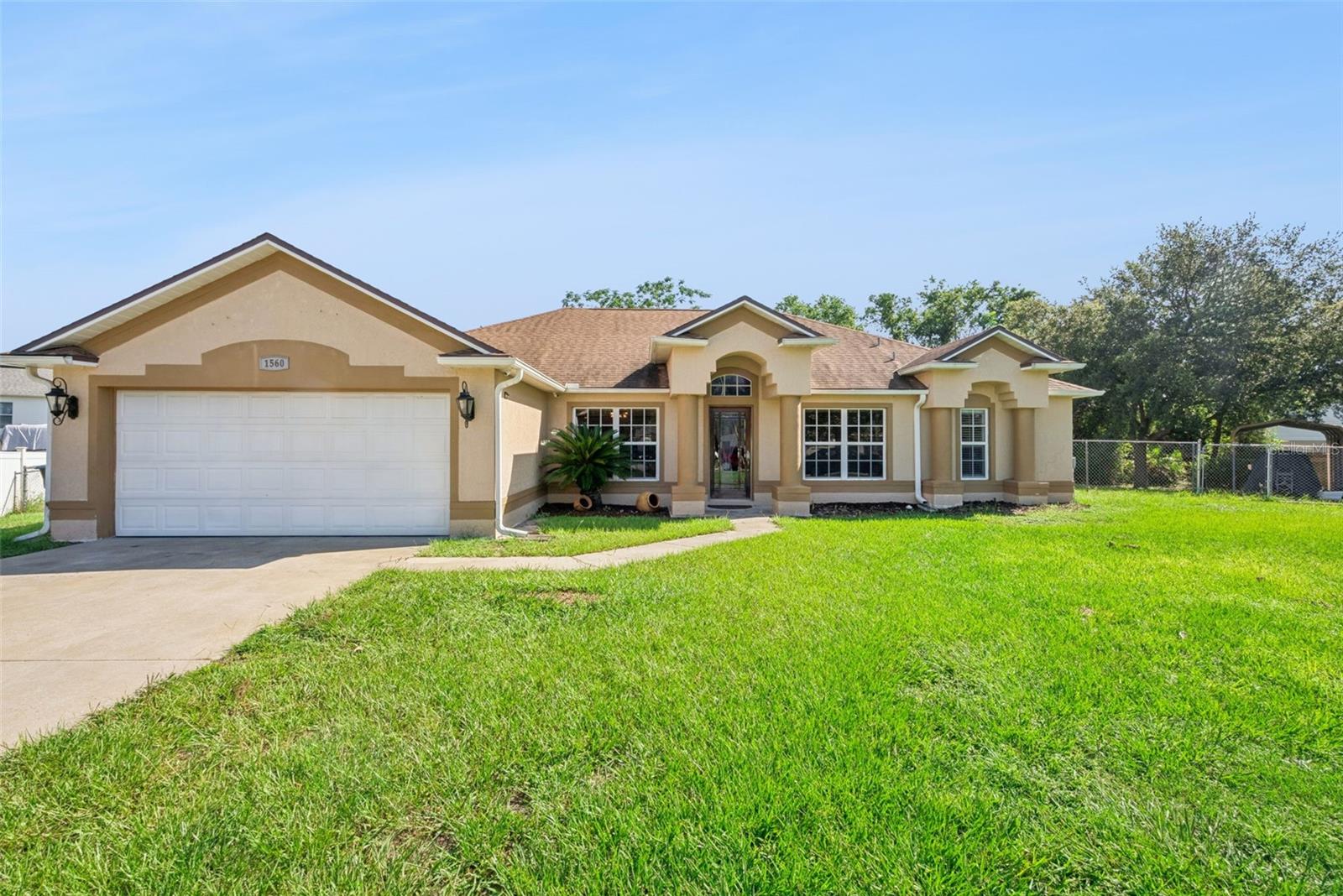 1560 GRAY CT
