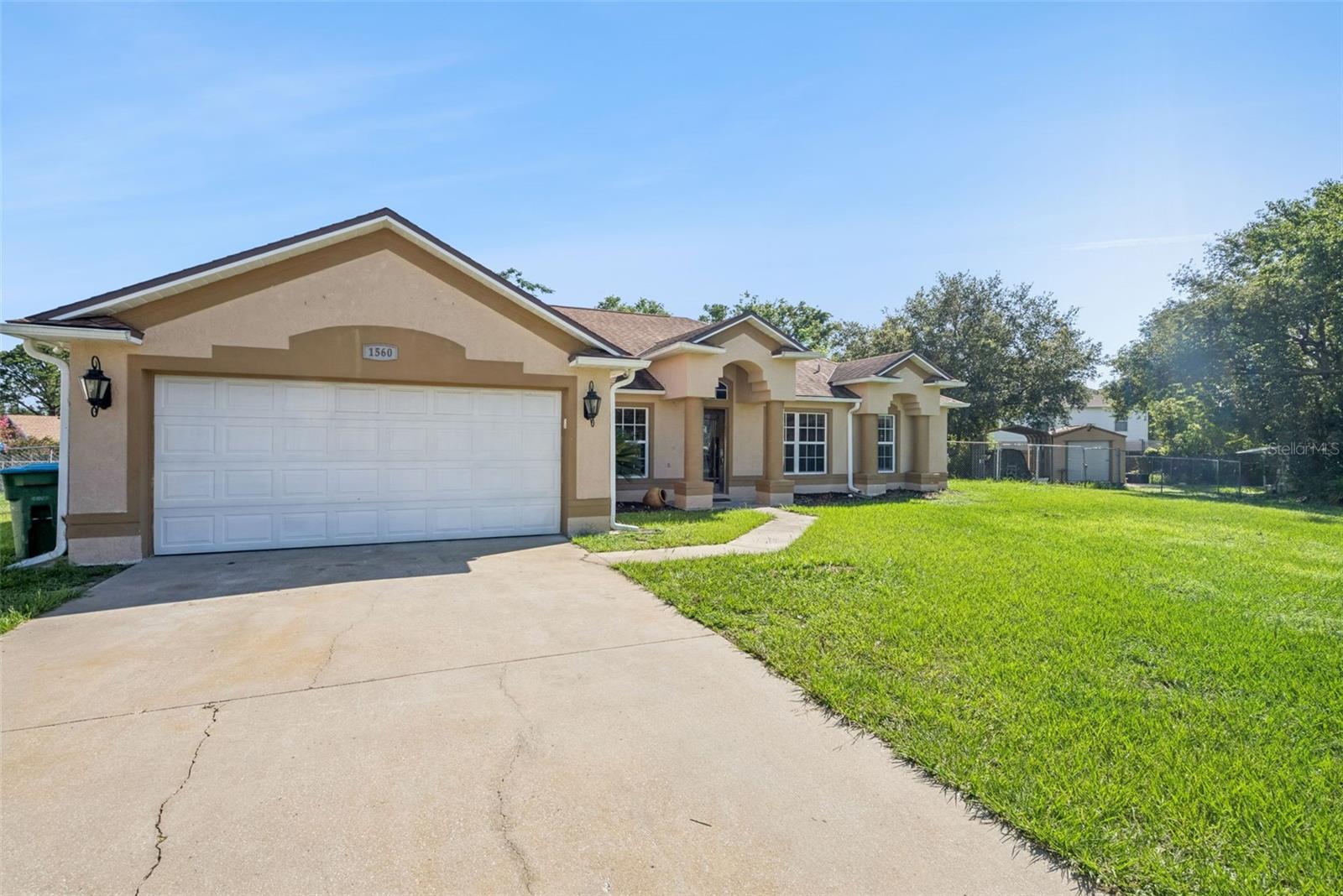 1560 Gray Ct Property Photo 3