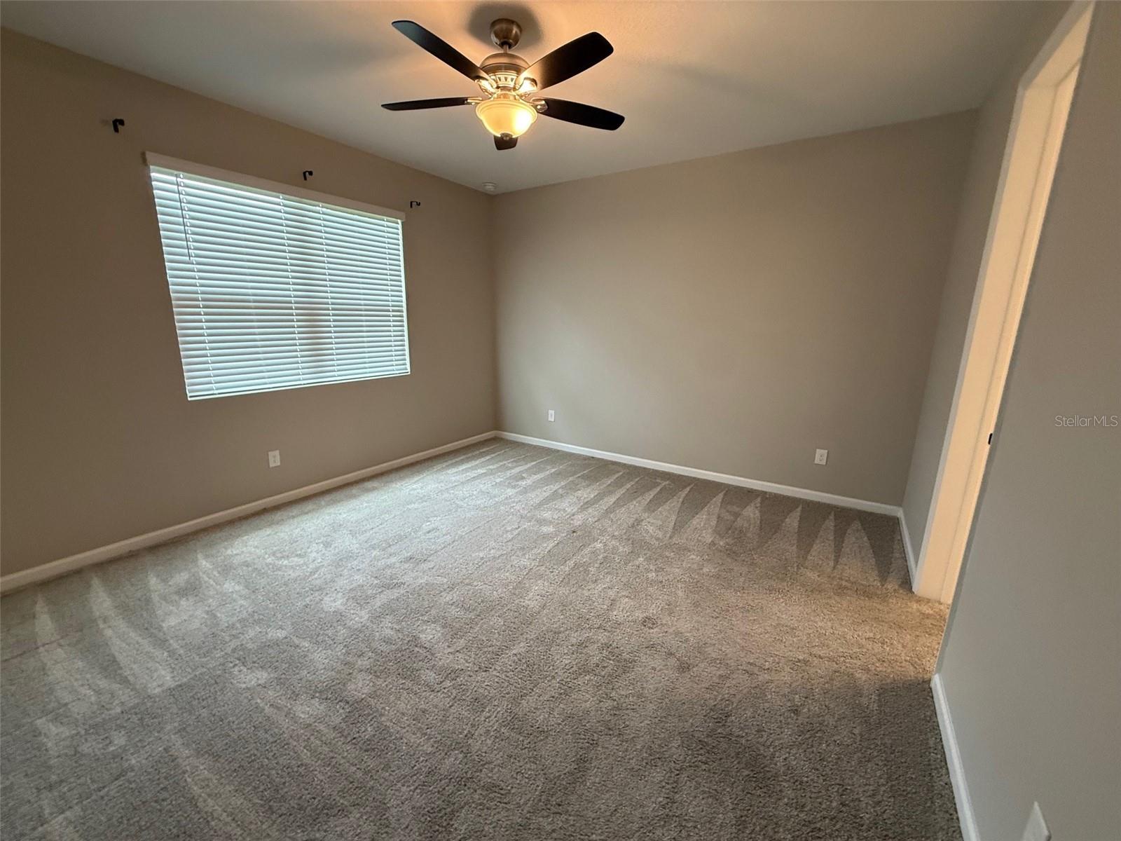 10073 Spring Lake Dr Property Photo 10