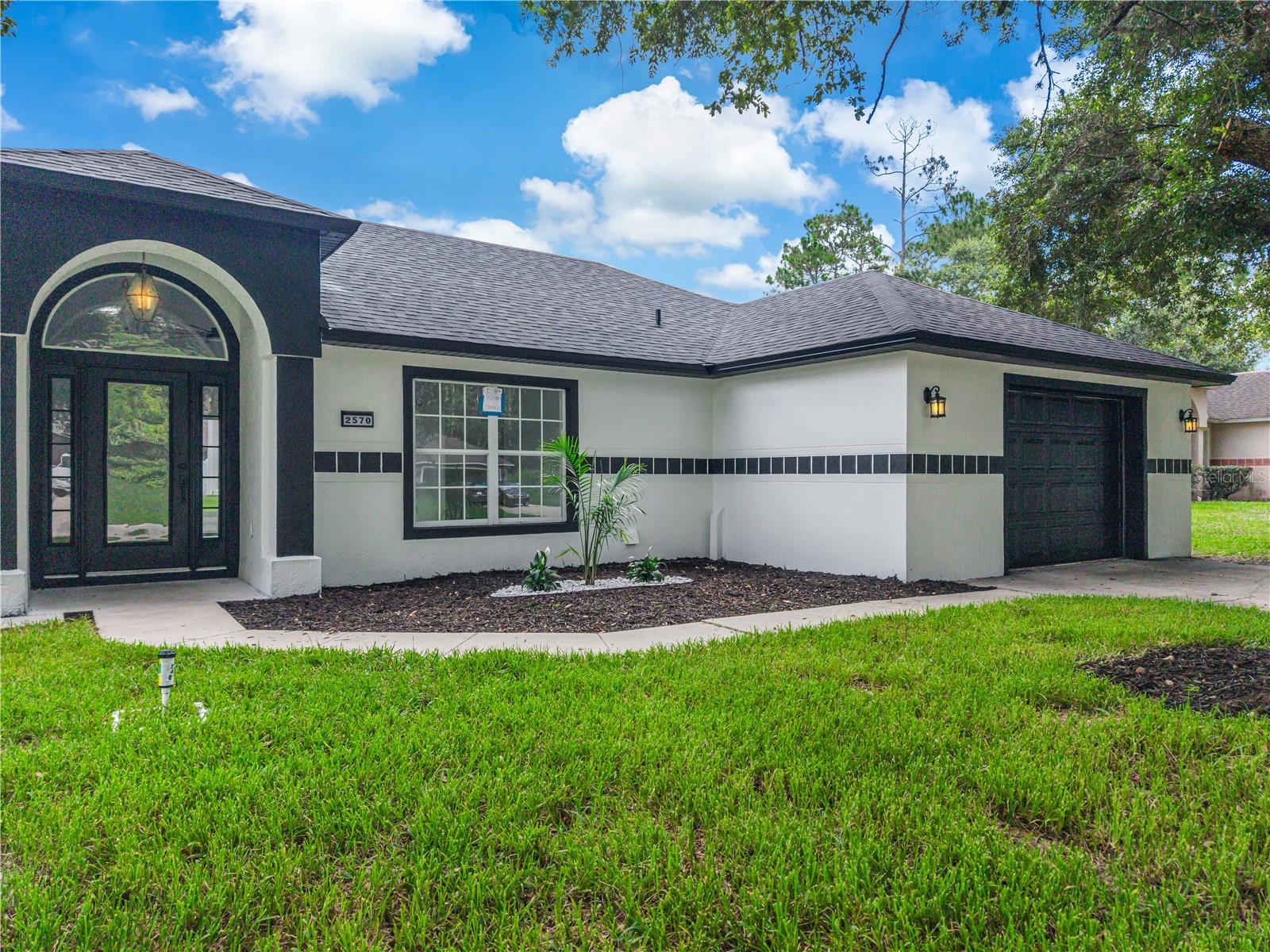 2570 Coachman Dr Property Photo 4