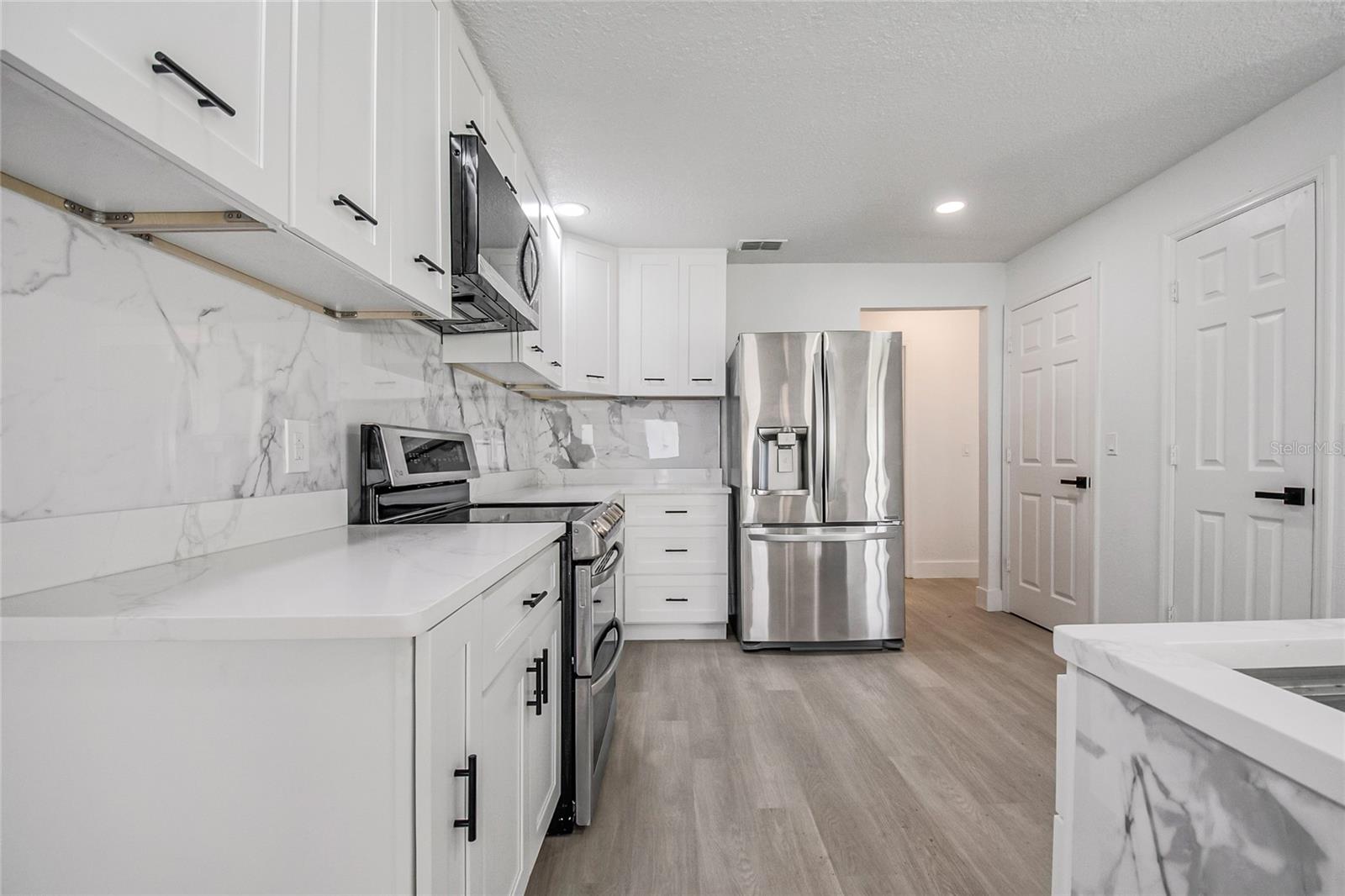 2570 Coachman Dr Property Photo 36