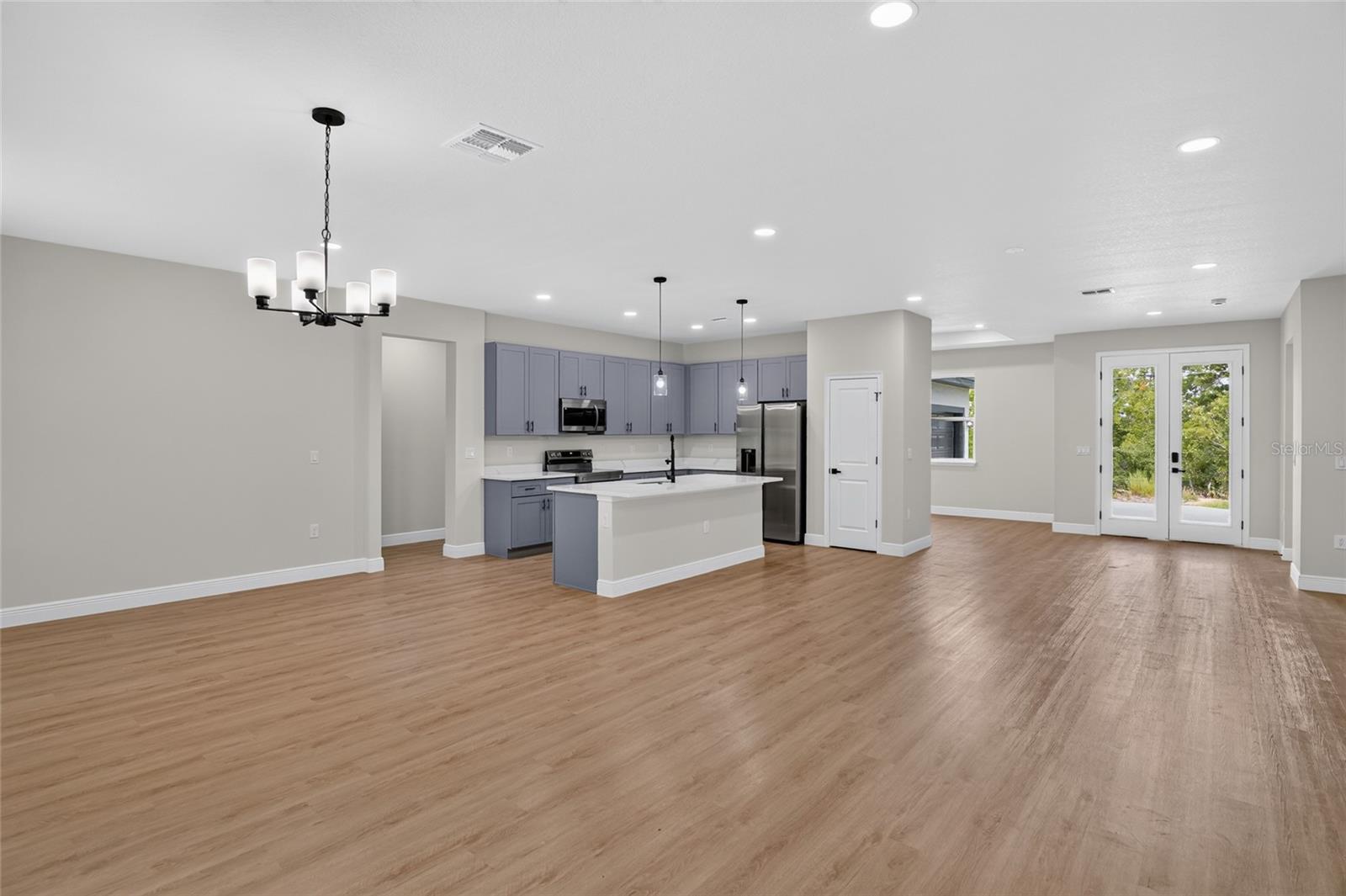 4 Lone Pine St Property Photo 5
