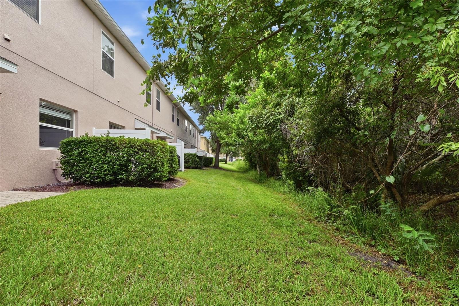901 Pine Pointe Ln Property Photo 30