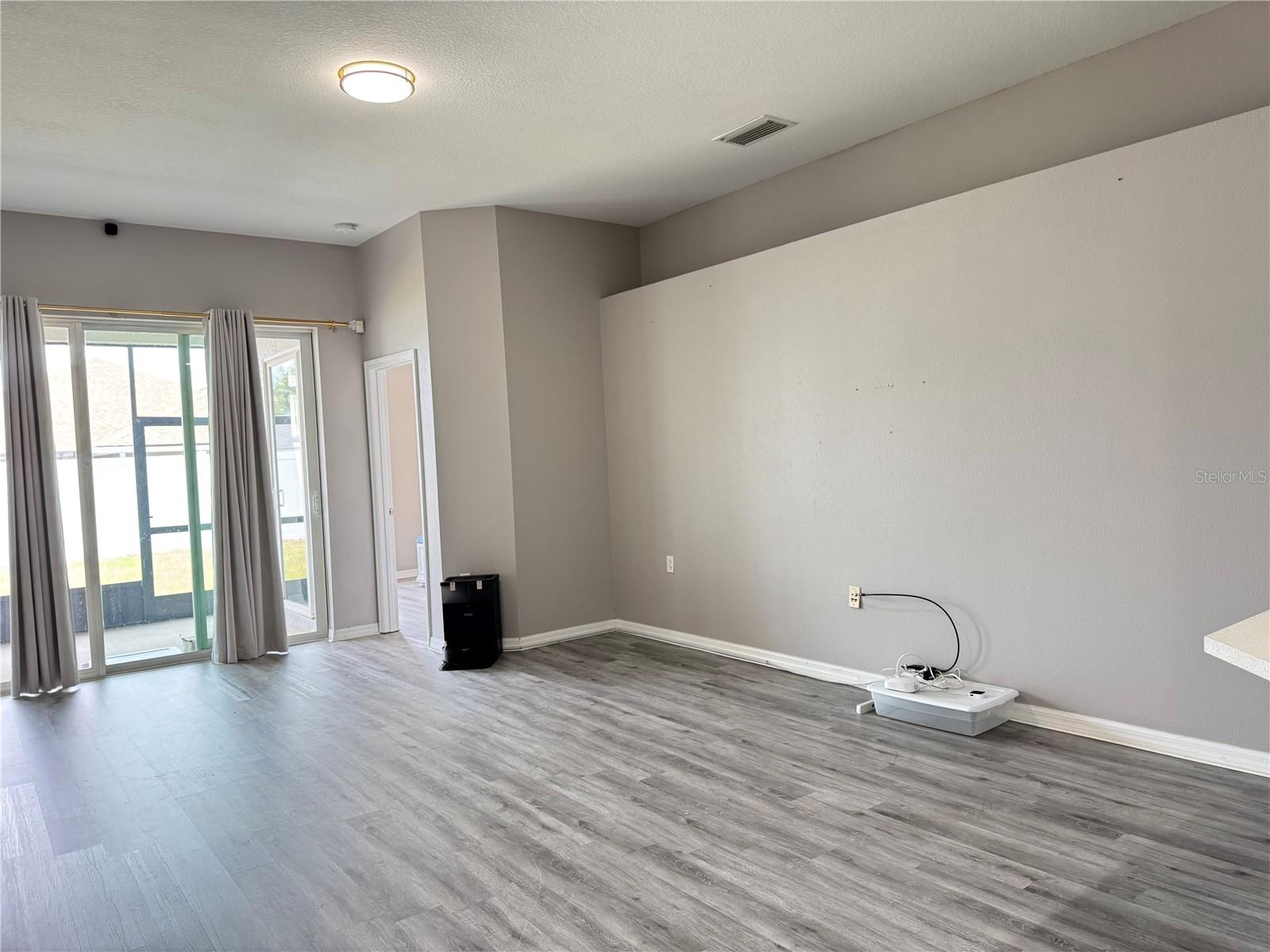 10868 Standing Stone Drive Property Photo 17