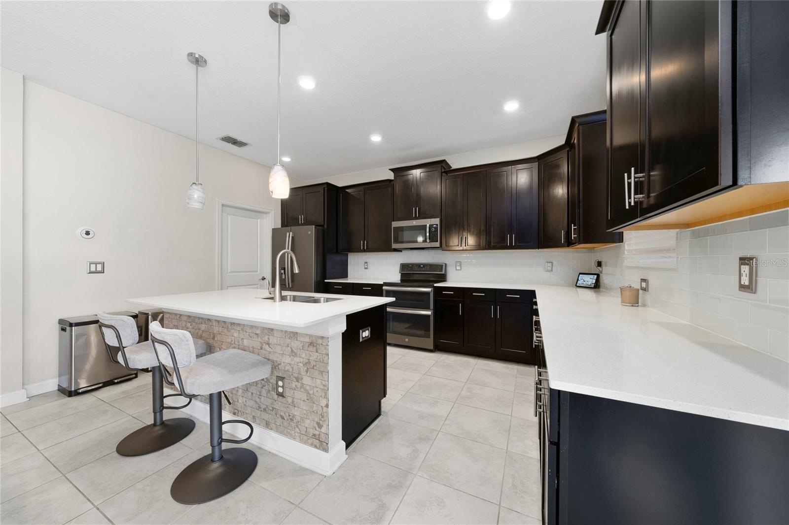 11059 Longleaf Woods Dr Property Photo 6