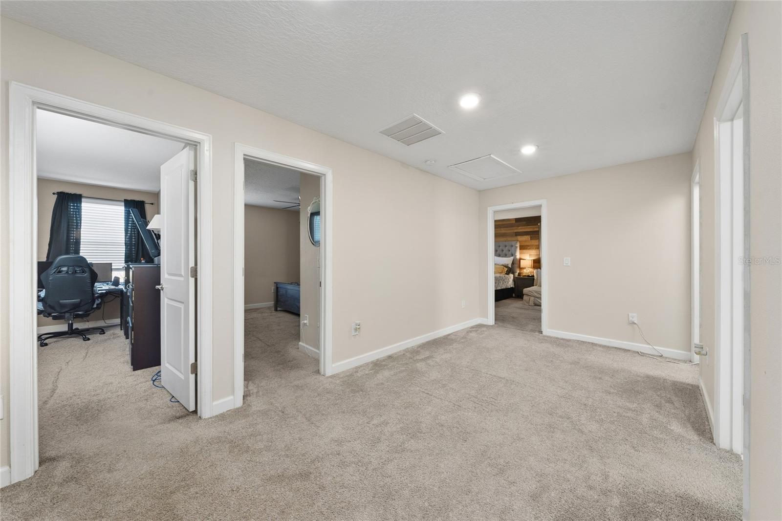 11059 Longleaf Woods Dr Property Photo 9