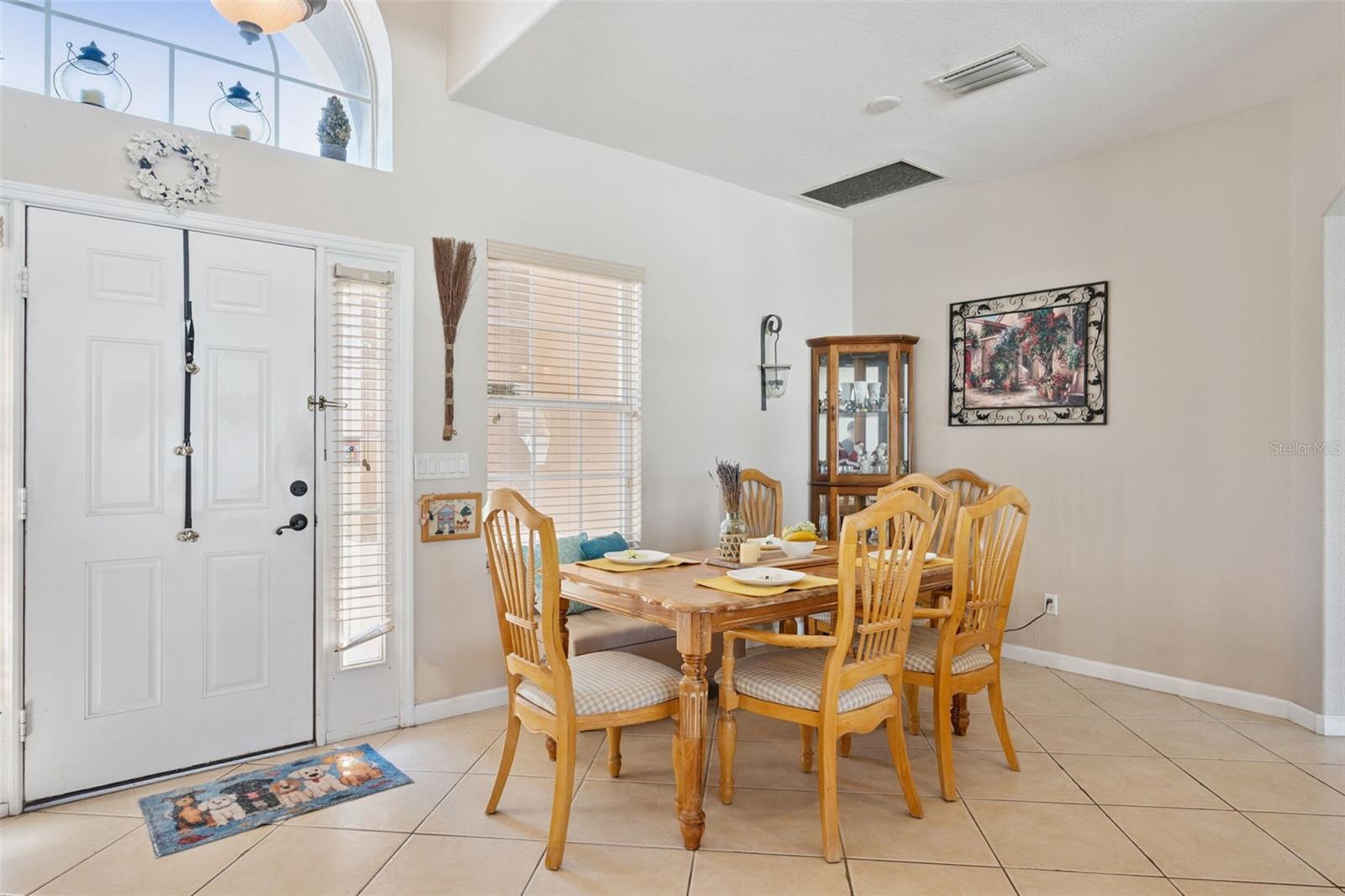 2930 White Cedar Cir Property Photo 2