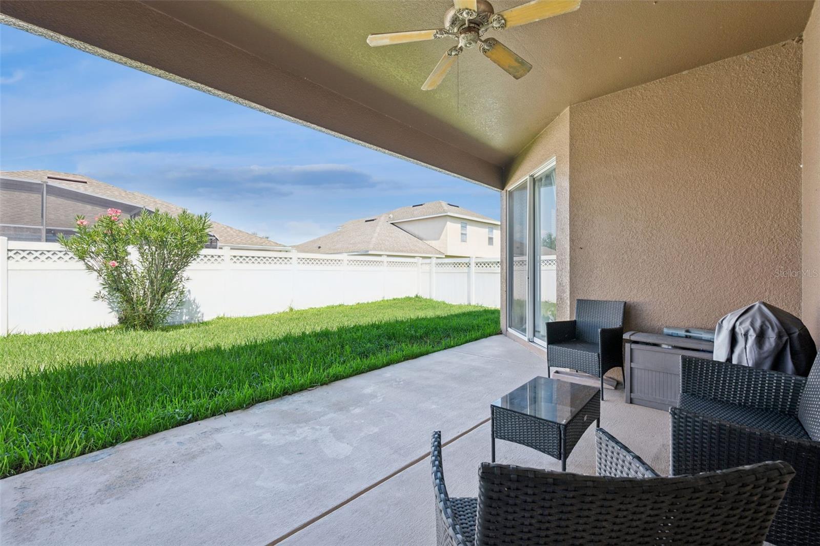 2930 White Cedar Cir Property Photo 16