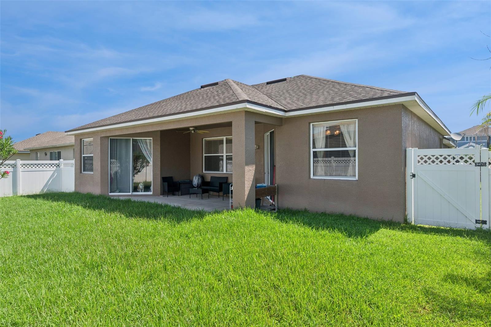 2930 White Cedar Cir Property Photo 19