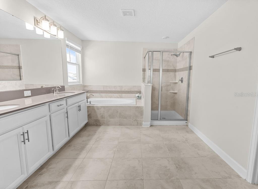 11546 Satire St Property Photo 24