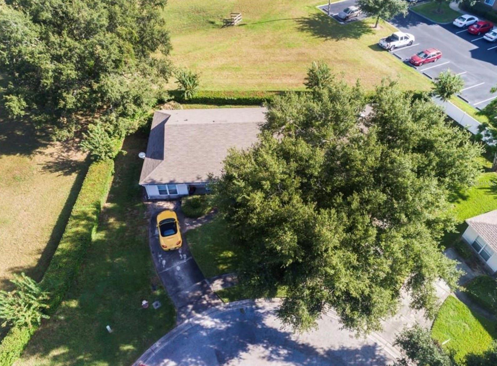 1730 Tropical Ct Property Photo 18