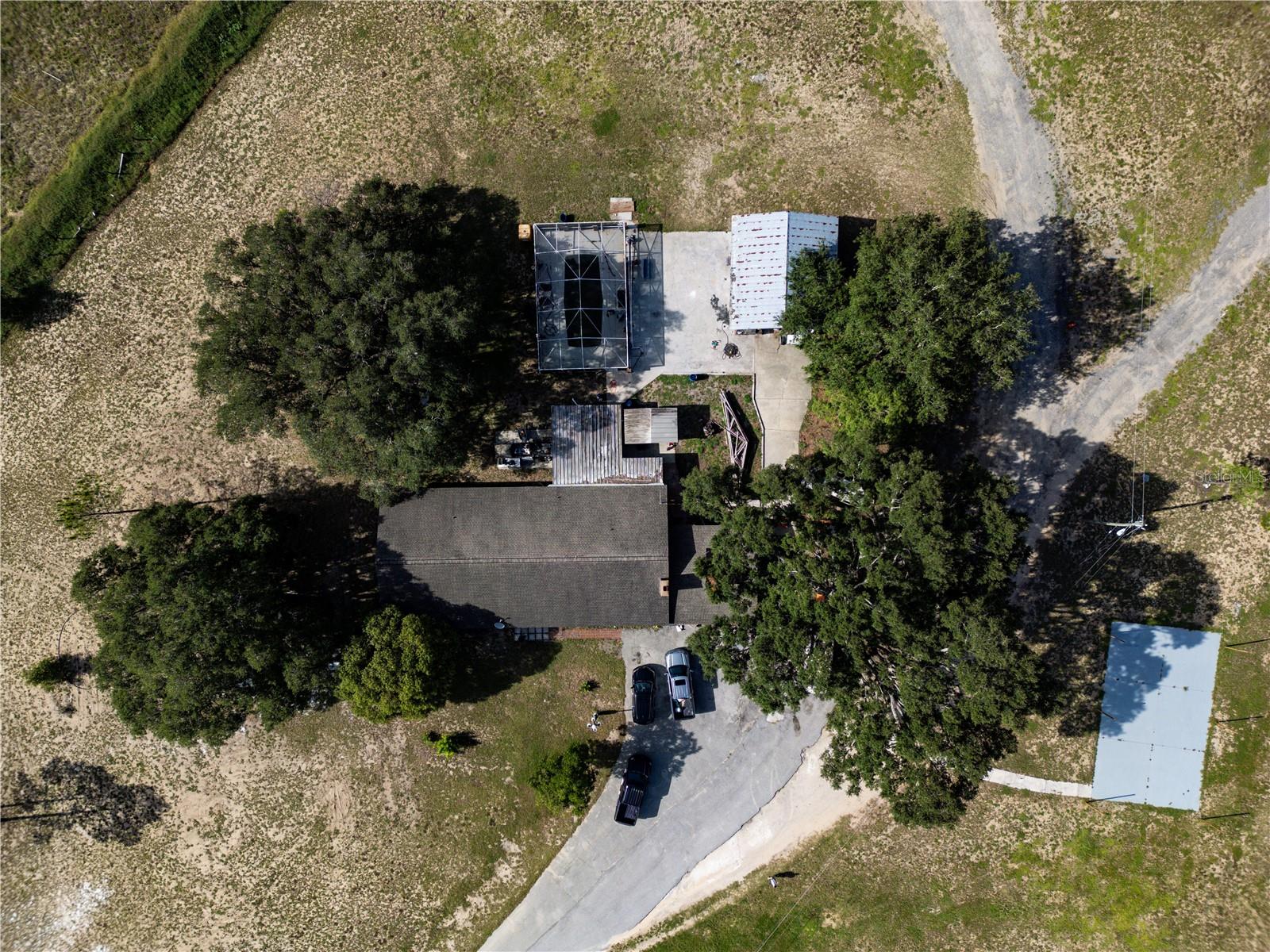 5555 E Hinson Ave Property Photo 1