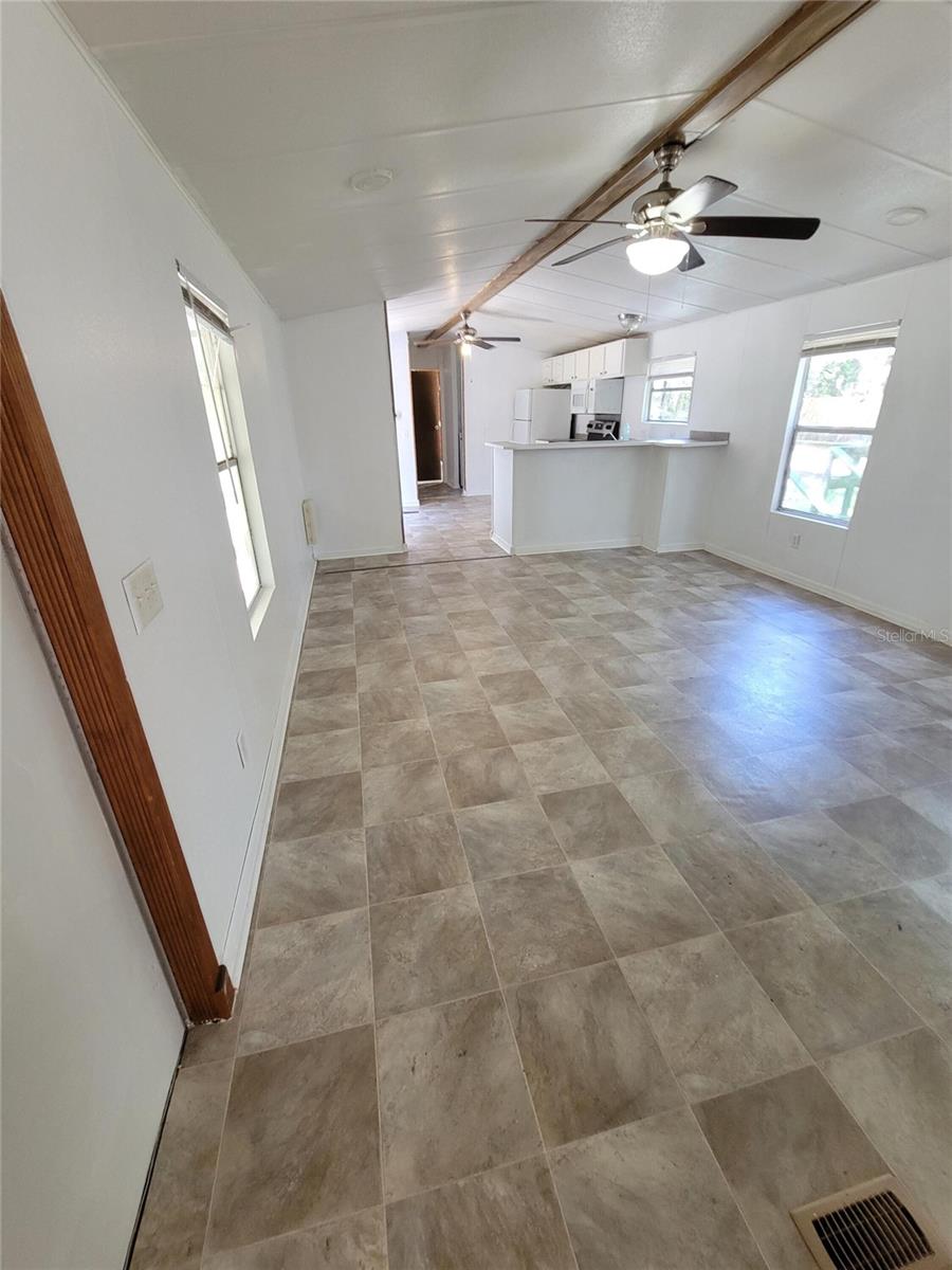 14737 Boland Property Photo 5