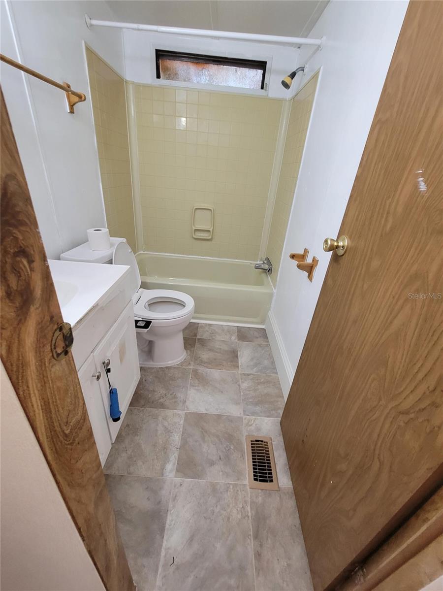 14737 Boland Property Photo 8