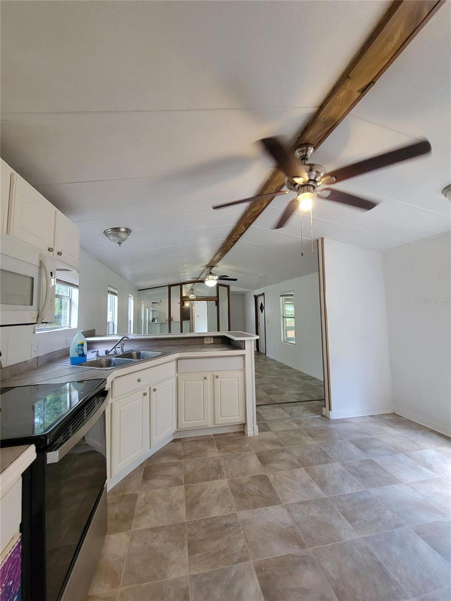 14737 Boland Property Photo 10
