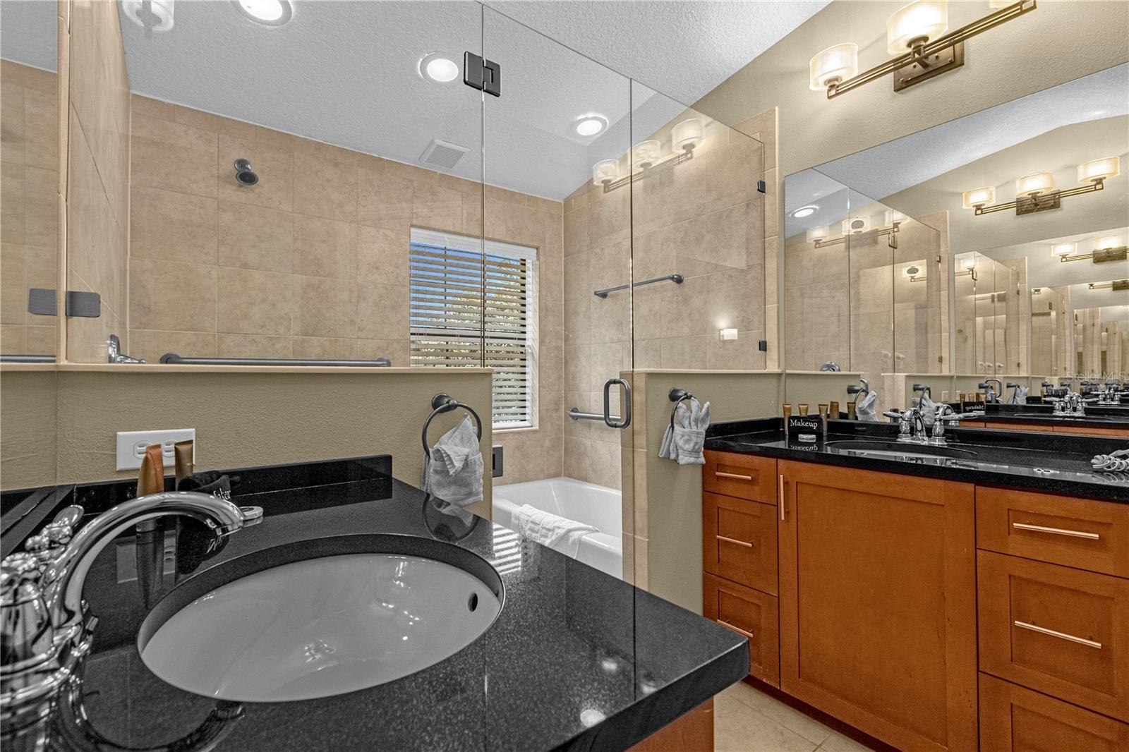 14524 Damai Ln #14524 Property Photo 29