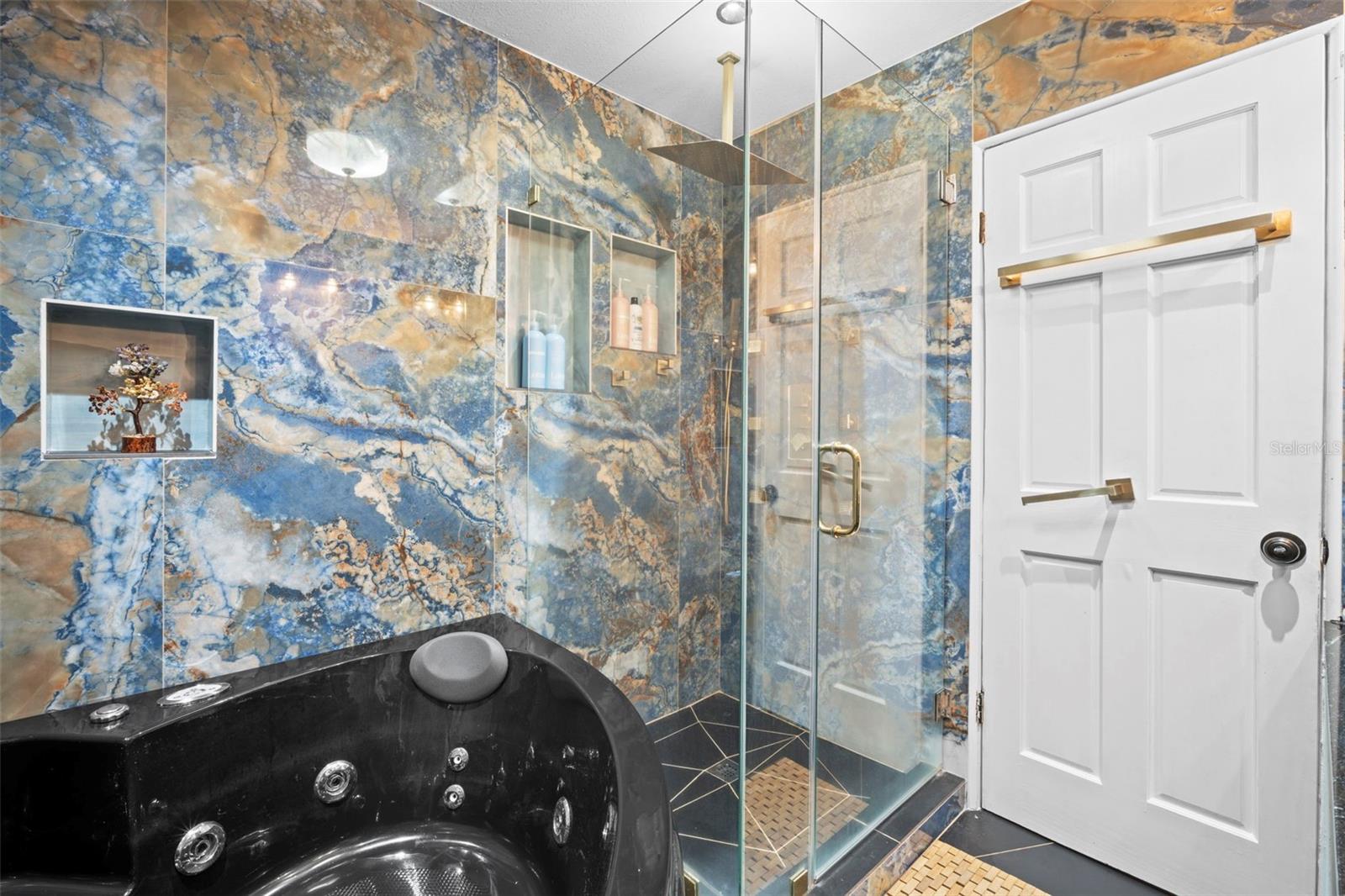 298-300 Orange Ave Property Photo 34