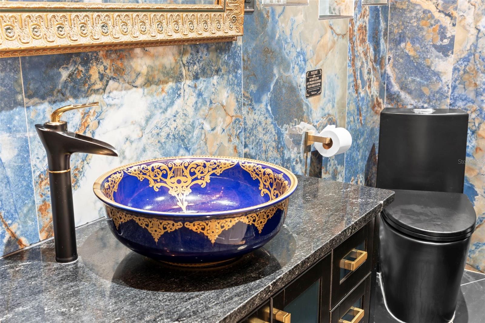 298-300 Orange Ave Property Photo 35