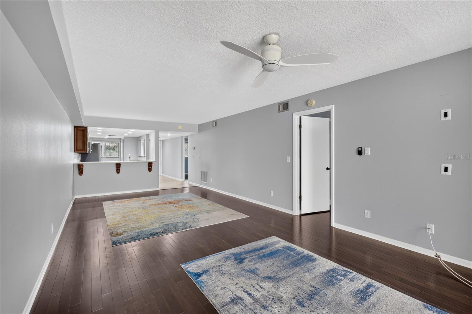 1724 Golfview Dr Property Photo 7