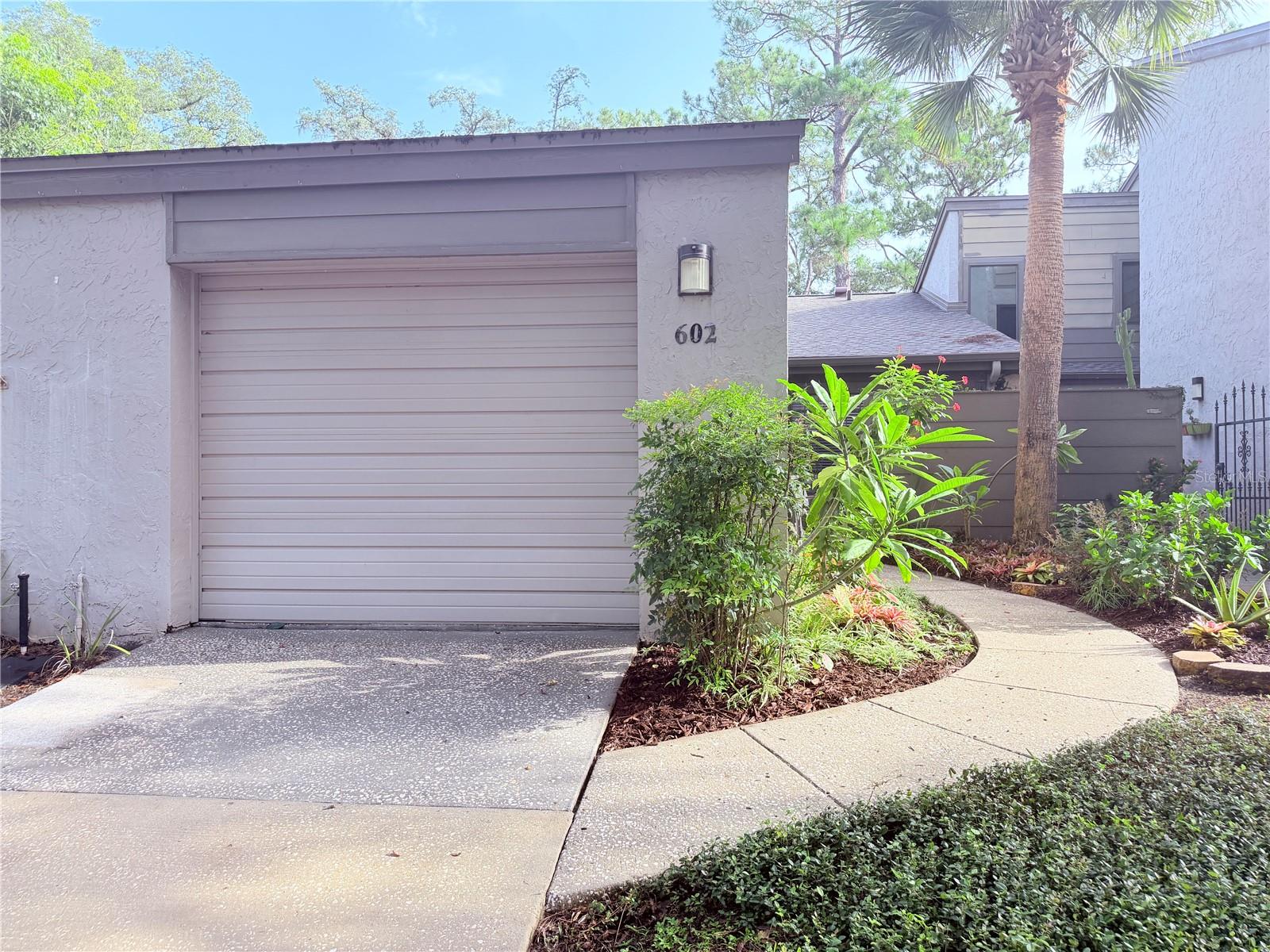 602 Woodridge Dr Property Photo 1