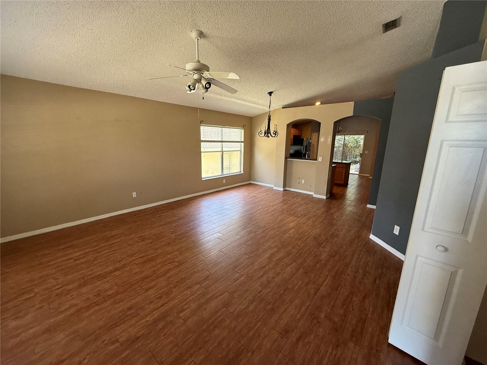 10536 Rodondo Dr Property Photo 2