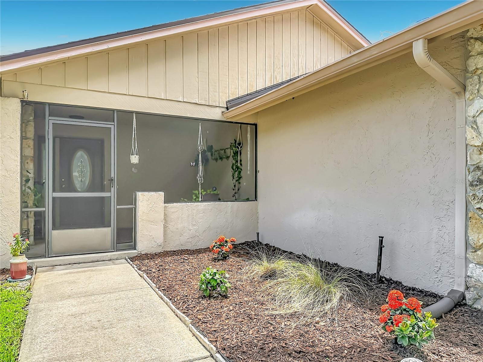 8654 Alegre Cir Property Photo 6