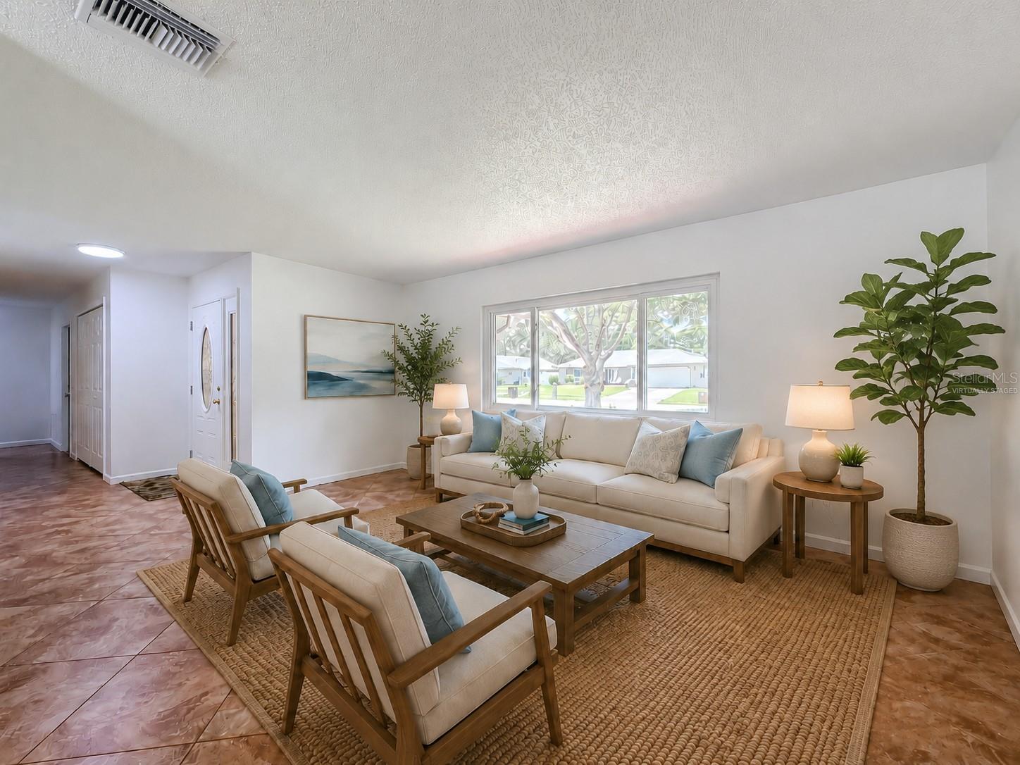 8654 Alegre Cir Property Photo 10