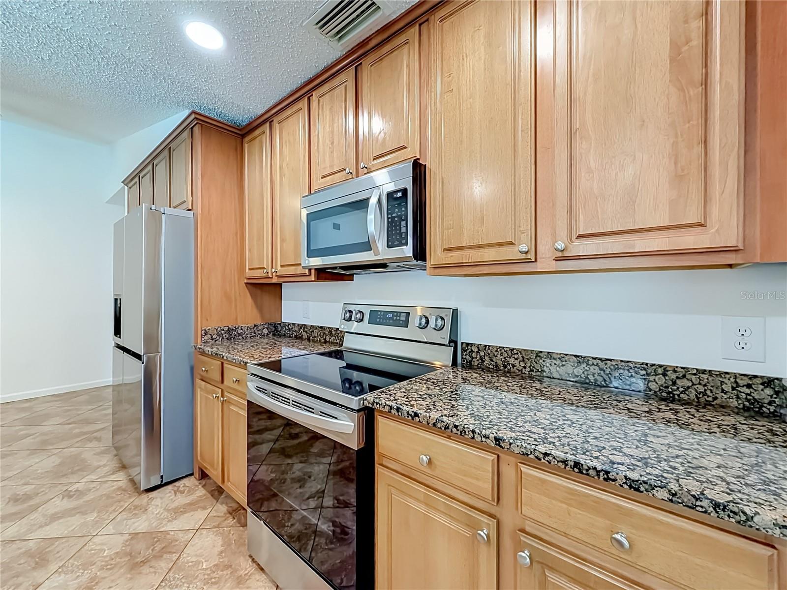 8654 Alegre Cir Property Photo 14