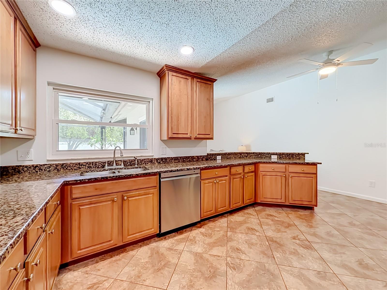 8654 Alegre Cir Property Photo 17