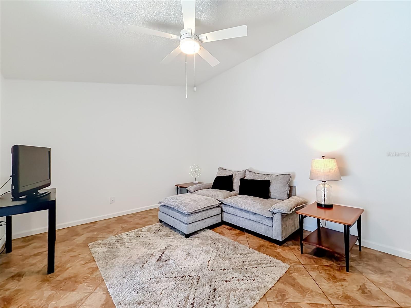 8654 Alegre Cir Property Photo 28