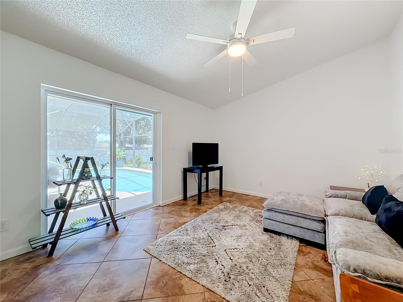 8654 Alegre Cir Property Photo 29
