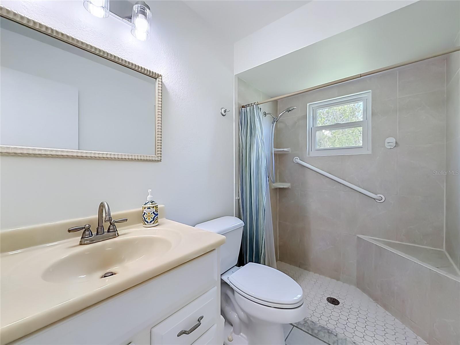 8654 Alegre Cir Property Photo 36
