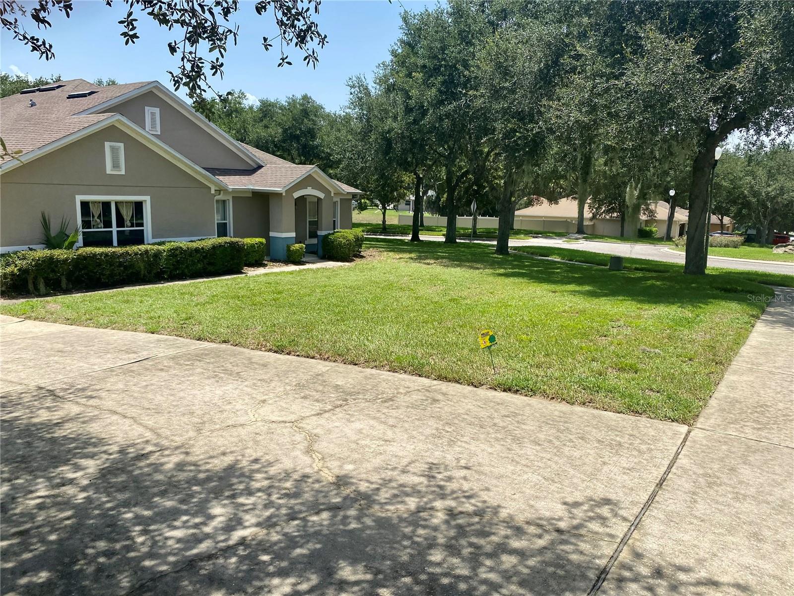 2626 Breezy Meadow Rd Property Photo 3